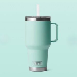 YETI Rambler Travel Mug with Straw Lid 35 oz